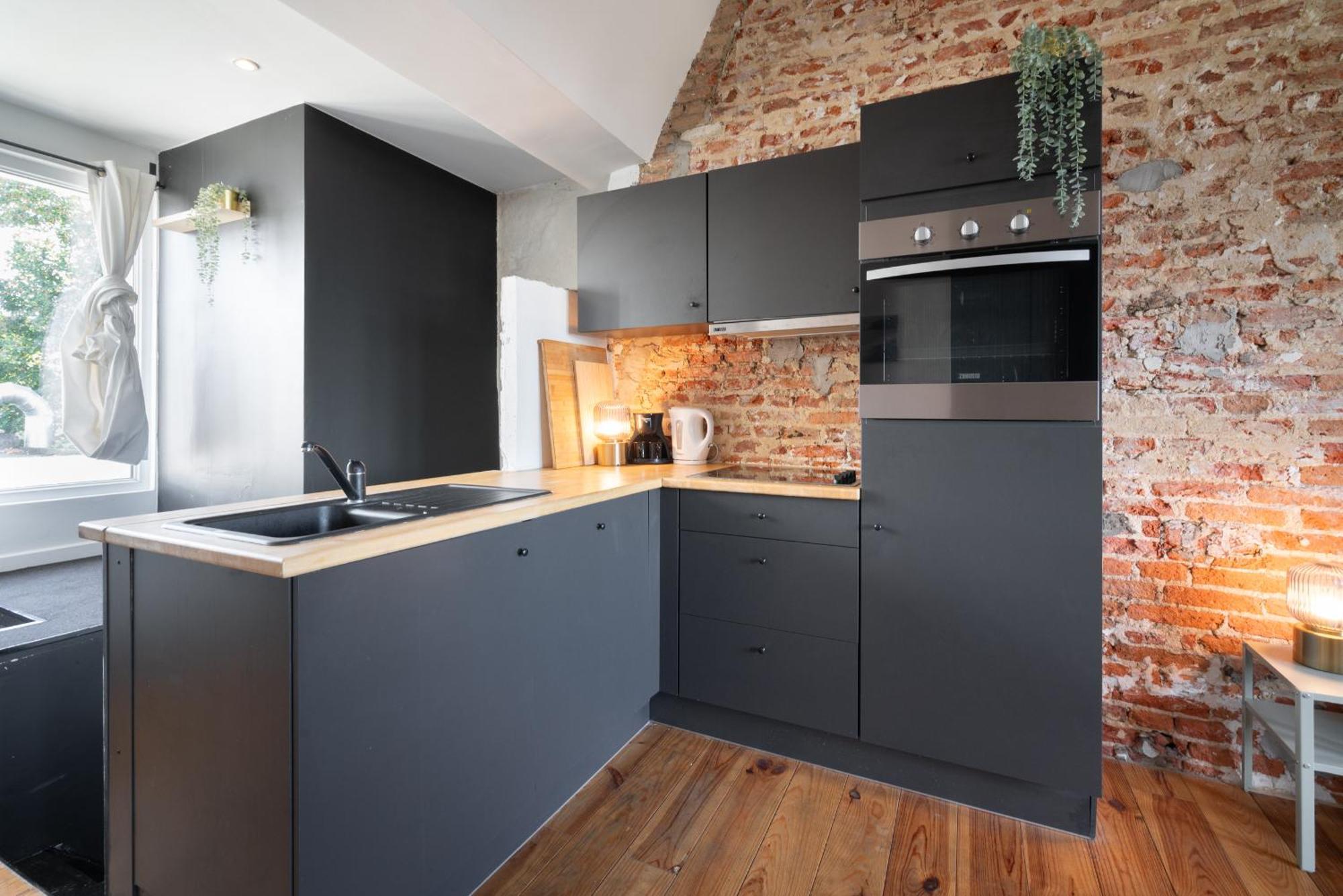 Charming Two-Bedroom River Side Apartment Antuérpia Exterior foto